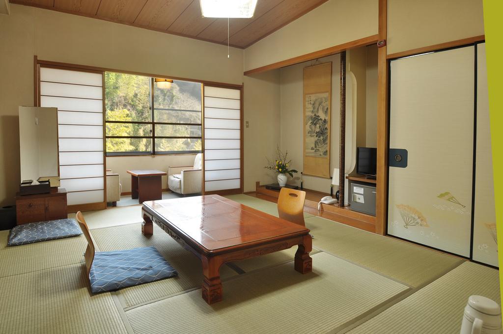 Furuyu Onsen Oogiya Hotel Saga Exterior foto